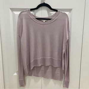 WILFRED Aritzia Asymmetrical Crew Neck Sweater in Dusty Rose / Mauve Color XXS